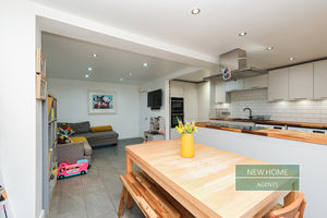 Photo 8- click for photo gallery